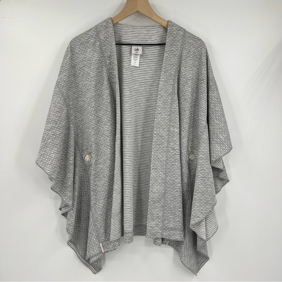Cabi Gray ATC Cape #5846 Polka Dots Layering Poncho Cardigan XS/S Versatile - Picture 2 of 7